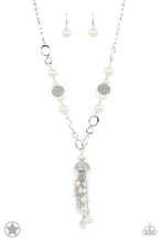 Load image into Gallery viewer, Paparazzi's Designated Diva - White Pearl necklace (Blockbusters)
