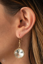 Load image into Gallery viewer, Paparazzi's Hypnotized - Gold necklace (Blockbusters)