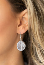 Load image into Gallery viewer, Paparazzi's Beach Day Demure - White necklace