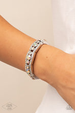 Load image into Gallery viewer, Paparazzi's Easy on the ICE - Multi Iridescent bracelet