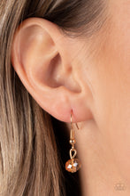 Load image into Gallery viewer, Paparazzi's Swinging Shimmer - Gold Necklace