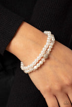 Load image into Gallery viewer, Paparazzi&#39;s Countess Cutie - Gold Pearl bracelet
