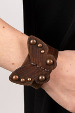 Load image into Gallery viewer, Paparazzi&#39;s Butterfly Farm - Copper Urban bracelet
