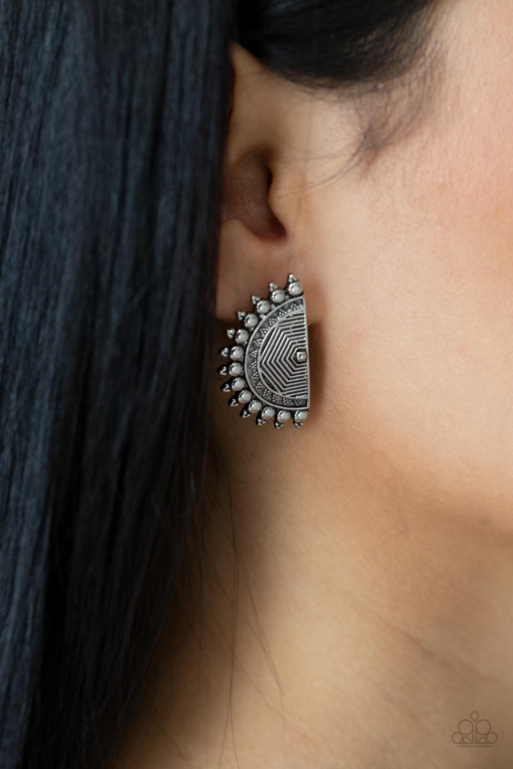 Paparazzi's Fiercely Fanned Out - Silver post earrings