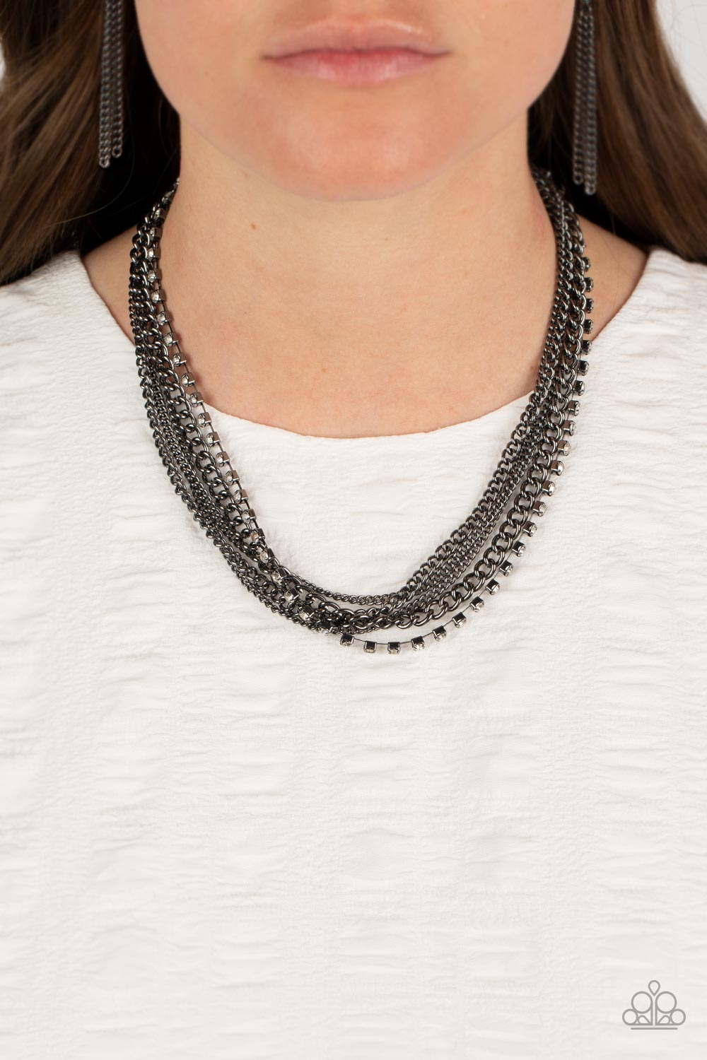 Paparazzi's Free to CHAINge My Mind - Black necklace