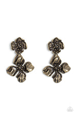 Load image into Gallery viewer, Paparazzi&#39;s Gilded Grace - Brass post earrings
