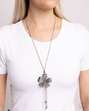 Load image into Gallery viewer, Paparazzi’s Sunset Structure - Silver necklace - New Releases
