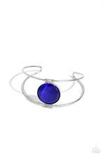 Load image into Gallery viewer, Paparazzi’s Candescent Cats Eye - Blue bracelet ~ New Releases
