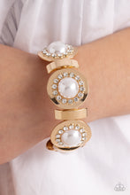 Load image into Gallery viewer, Paparazzi&#39;s Summer Serenade - Gold &amp; Pearl bracelet
