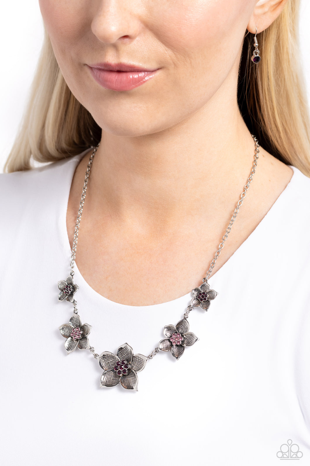 Paparazzi's Wallflower Wonderland - Purple necklace