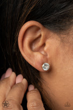 Load image into Gallery viewer, Paparazzi&#39;s Just In TIMELESS - Gold post earrings (Blockbusters)
