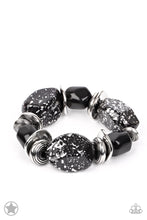 Load image into Gallery viewer, Paparazzi&#39;s Glaze Of Glory - Black bracelet (Blockbusters)
