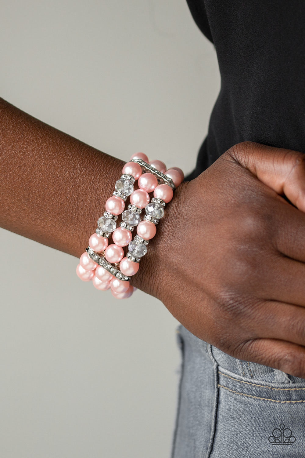 Paparazzi's Undeniably Dapper - Pink Pearl bracelet