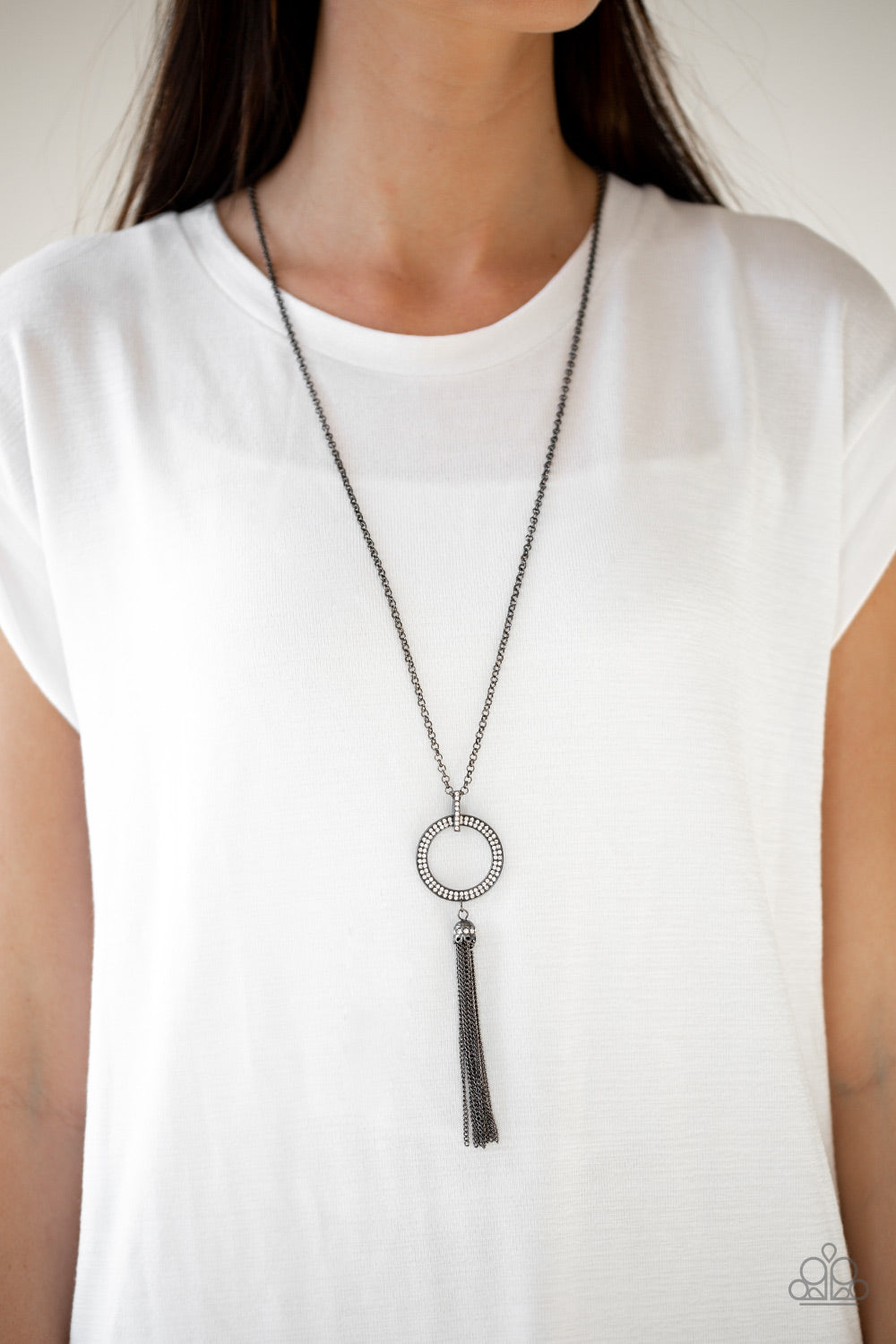 Paparazzi's Straight To The Top - Black necklace