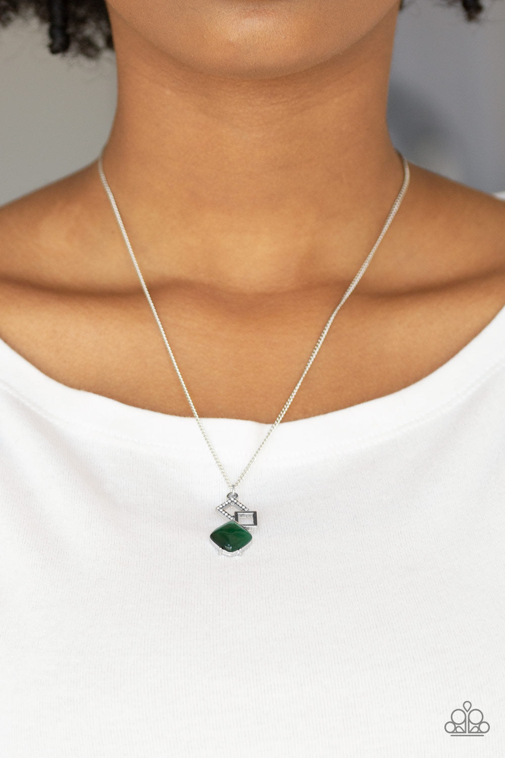 Paparazzi's Stylishly Square - Green necklce