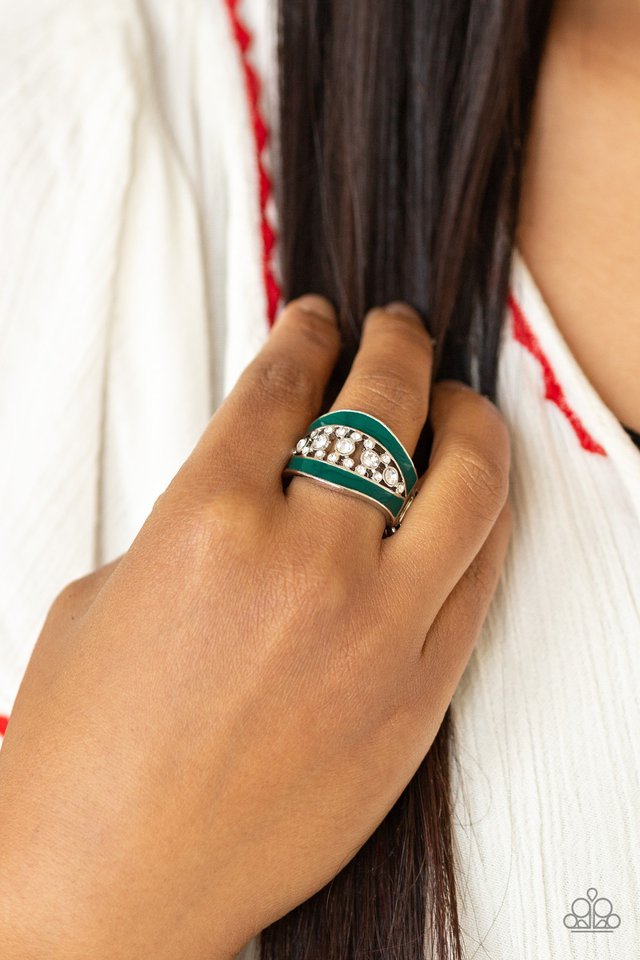 Paparazzi's Trending Treasure - Green ring