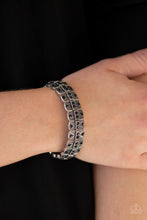 Load image into Gallery viewer, Paparazzi&#39;s Modern Magnificence - Black bracelet
