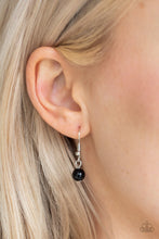 Load image into Gallery viewer, Paparazzi&#39;s Impressive Edge - Black necklace
