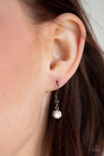 Load image into Gallery viewer, Paparazzi&#39;s Jaw-Droppingly Jealous - Black necklace

