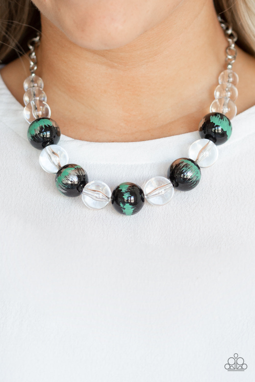 Paparazzi's Torrid Tide - Green necklace