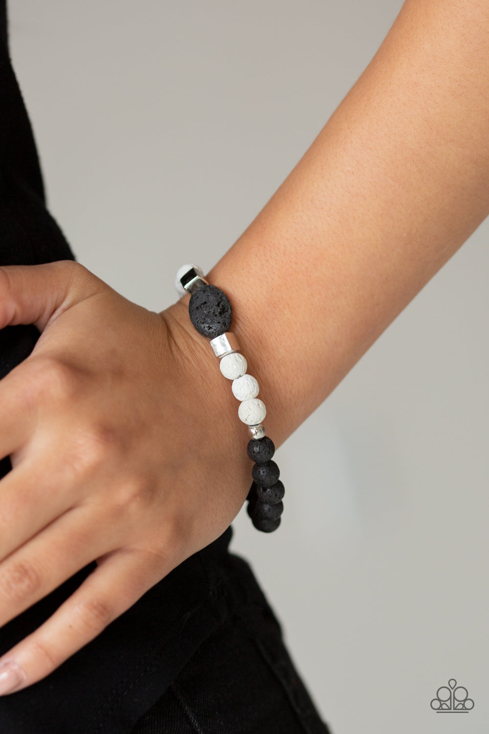 Paparazzi's Unwind - White Urban Men bracelet