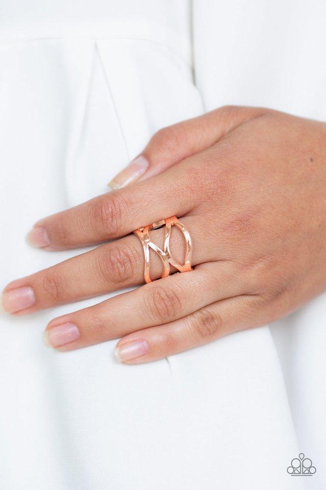Paparazzi's All Over the Place - Copper ring
