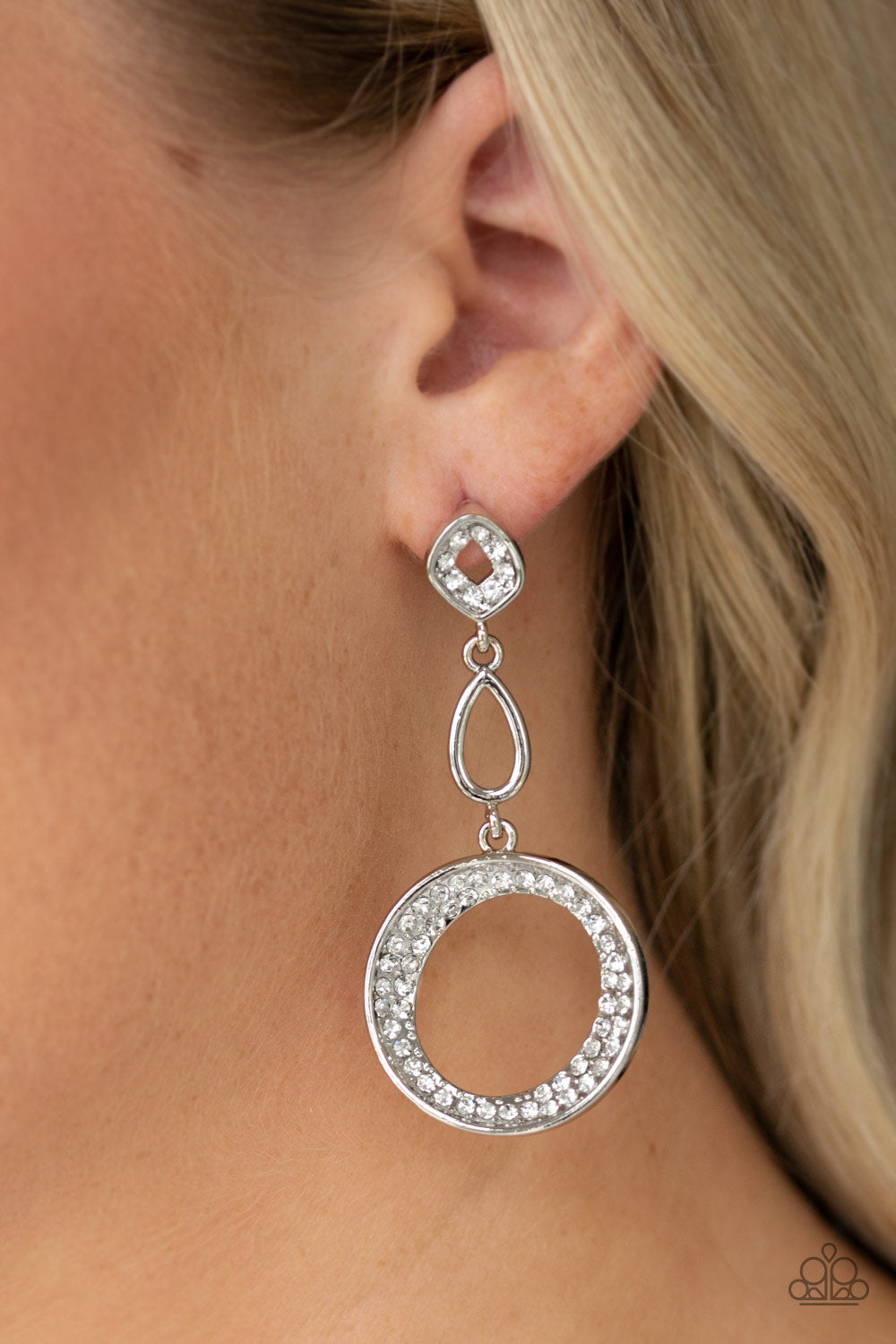 Paparazzi's On the Glamour Scene - White post earrings