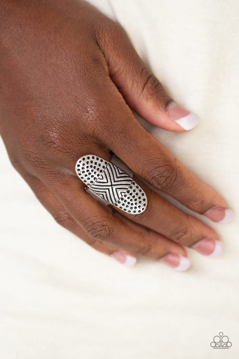 Paparazzi's Guru Grunge - Silver ring