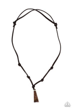 Load image into Gallery viewer, Paparazzi&#39;s Magnetism - Copper Urban Men necklace
