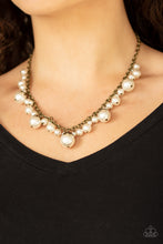 Load image into Gallery viewer, Paparazzi&#39;s Uptown Pearls - Brass necklace
