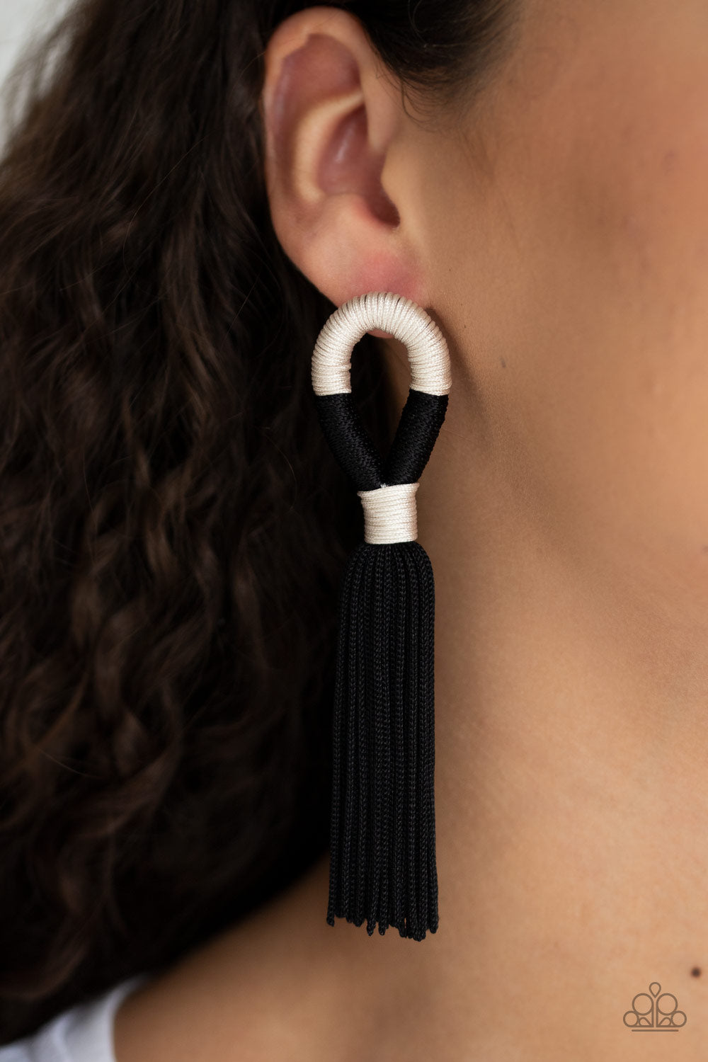 Paparazzi's Moroccan Mambo - Black post earrings