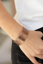 Load image into Gallery viewer, Paparazzi&#39;s Garden Variety - Copper bracelet
