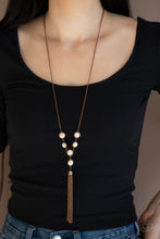 Load image into Gallery viewer, Paparazzi&#39;s Rural Heiress - Copper necklace
