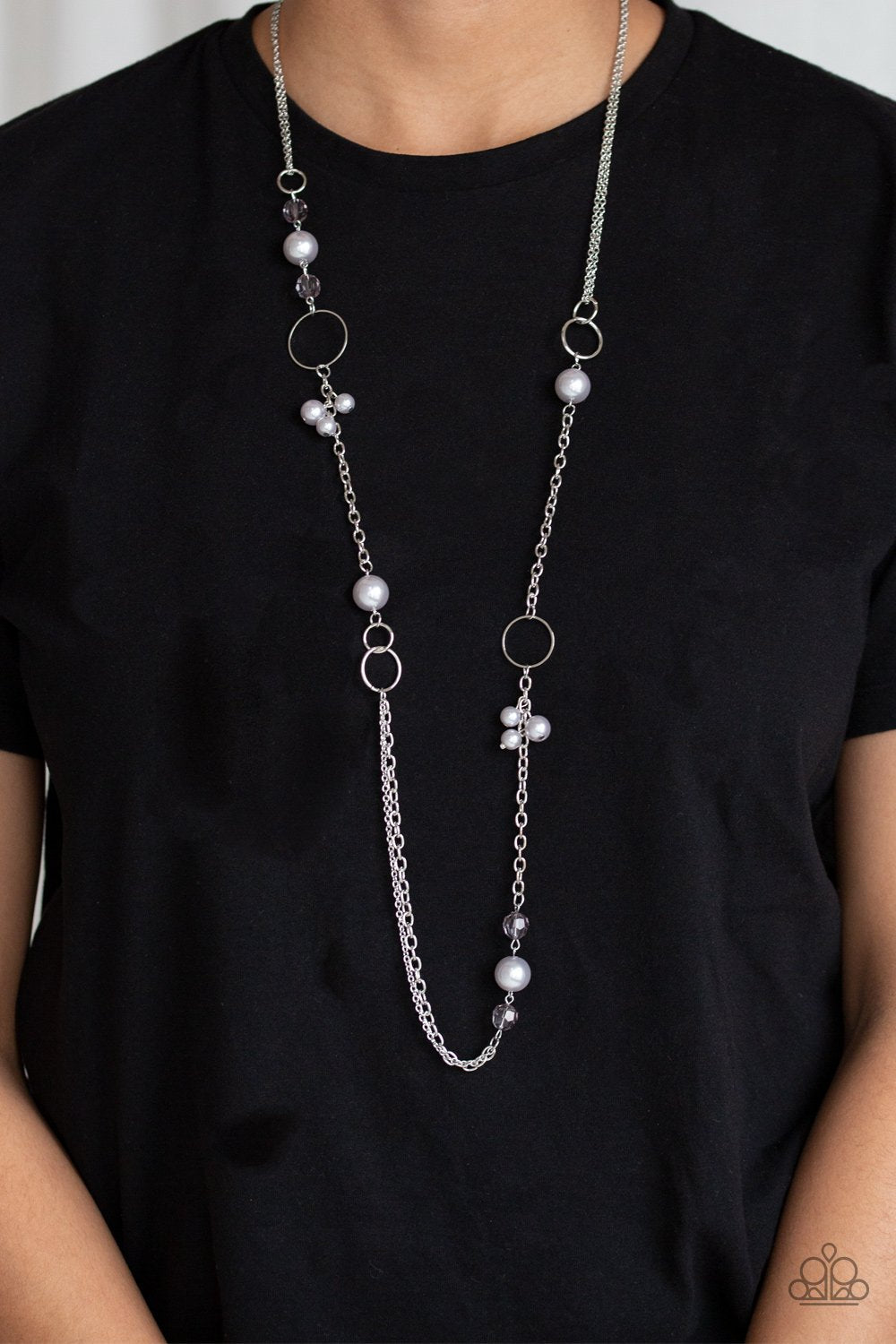 Paparazzi's Pageant Princess - Silver Pearl necklace