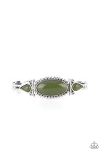 Load image into Gallery viewer, Paparazzi&#39;s Tribal Trinket - Green bracelet
