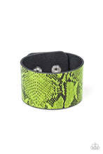 Load image into Gallery viewer, Paparazzi&#39;s It&#39;s A Jungle Out There - Green Urban bracelet
