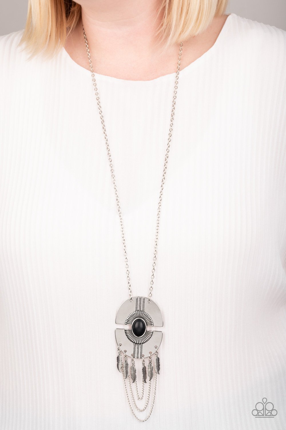 Paparazzi's Desert Culture - Black necklace