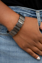 Load image into Gallery viewer, Paparazzi&#39;s Retro Effect - Black bracelet
