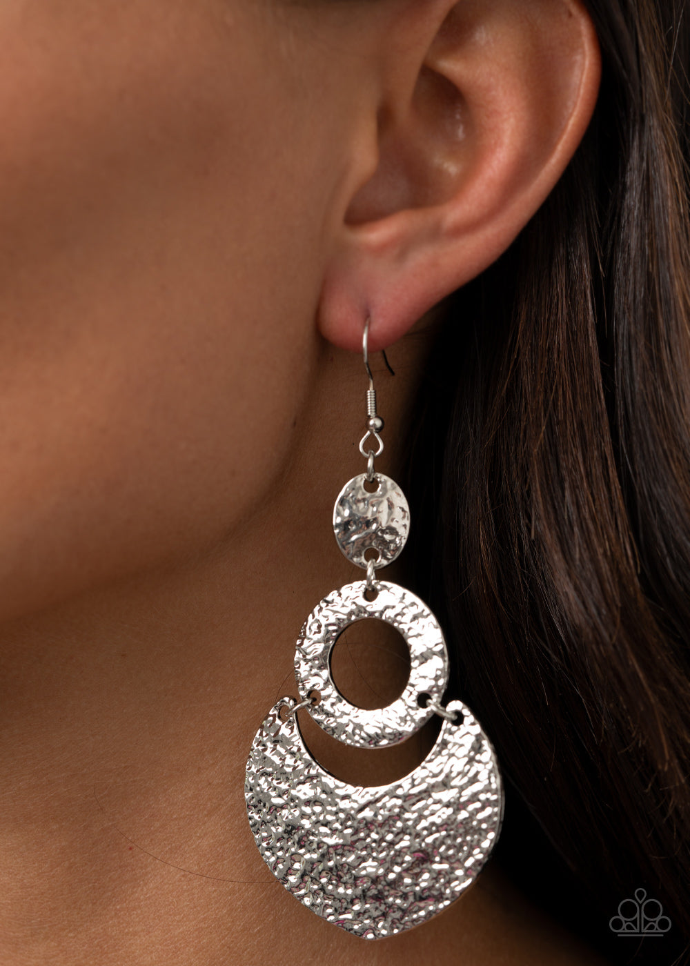 Paparazzi's Shimmer Suite - Silver earrings