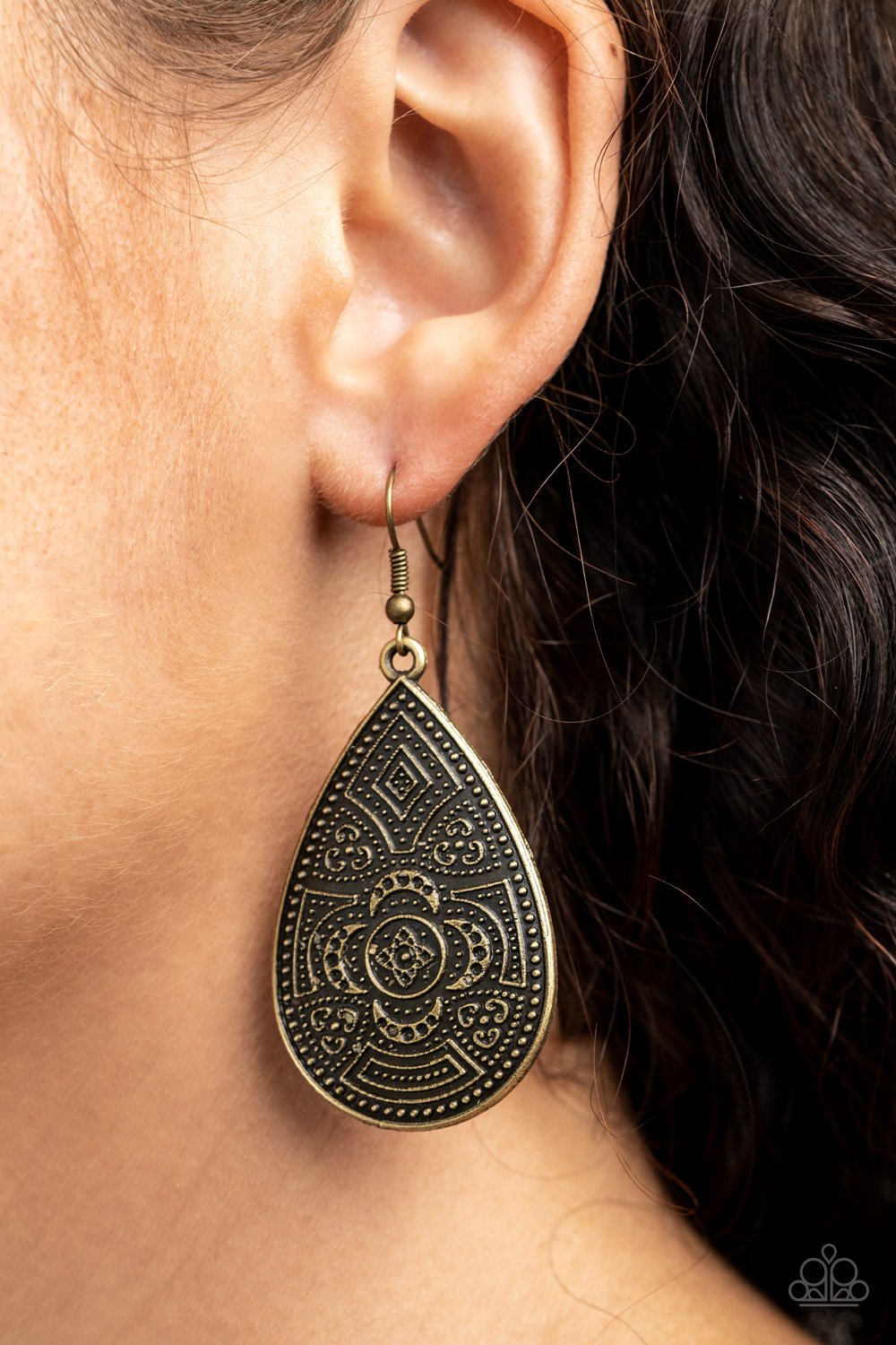 Paparazzi's Tribal Takeover - Brass earrings