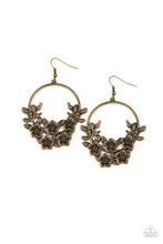 Load image into Gallery viewer, Paparazzi&#39;s Eden Essence - Brass earrings
