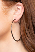 Load image into Gallery viewer, Paparazzi&#39;s Curved Couture - Copper hoop earrings
