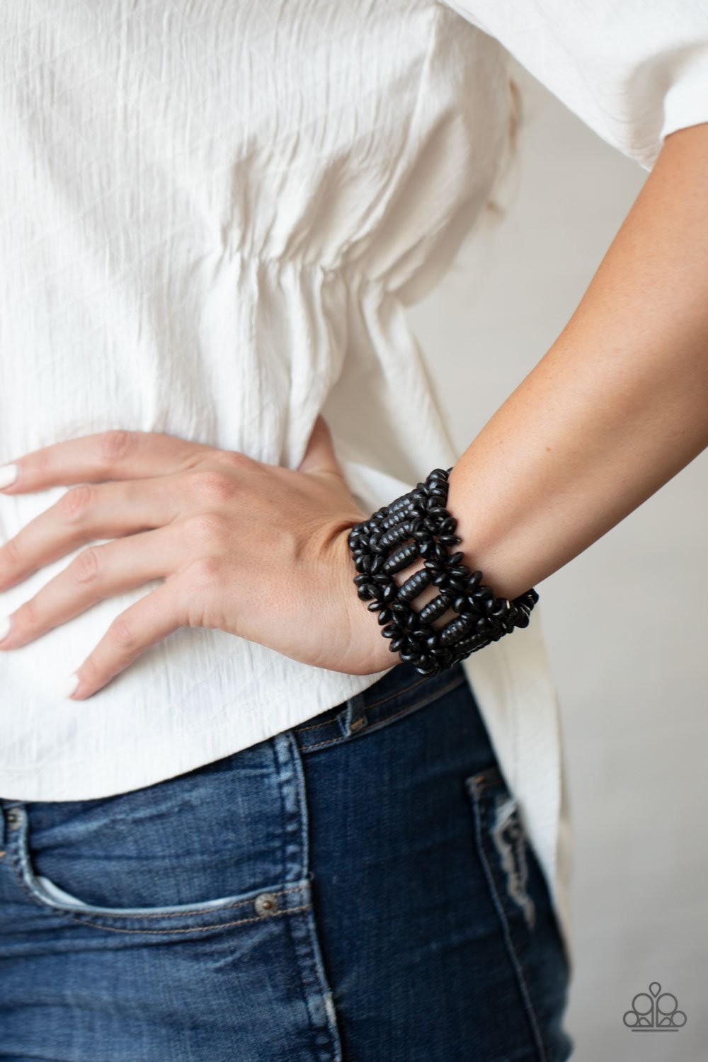 Paparazzi's Fiji Flavor - Black wood bracelet