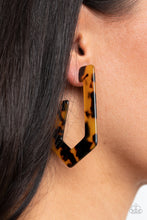 Load image into Gallery viewer, Paparazzi&#39;s Flat Out Fearless - Multi Acrylic earrings
