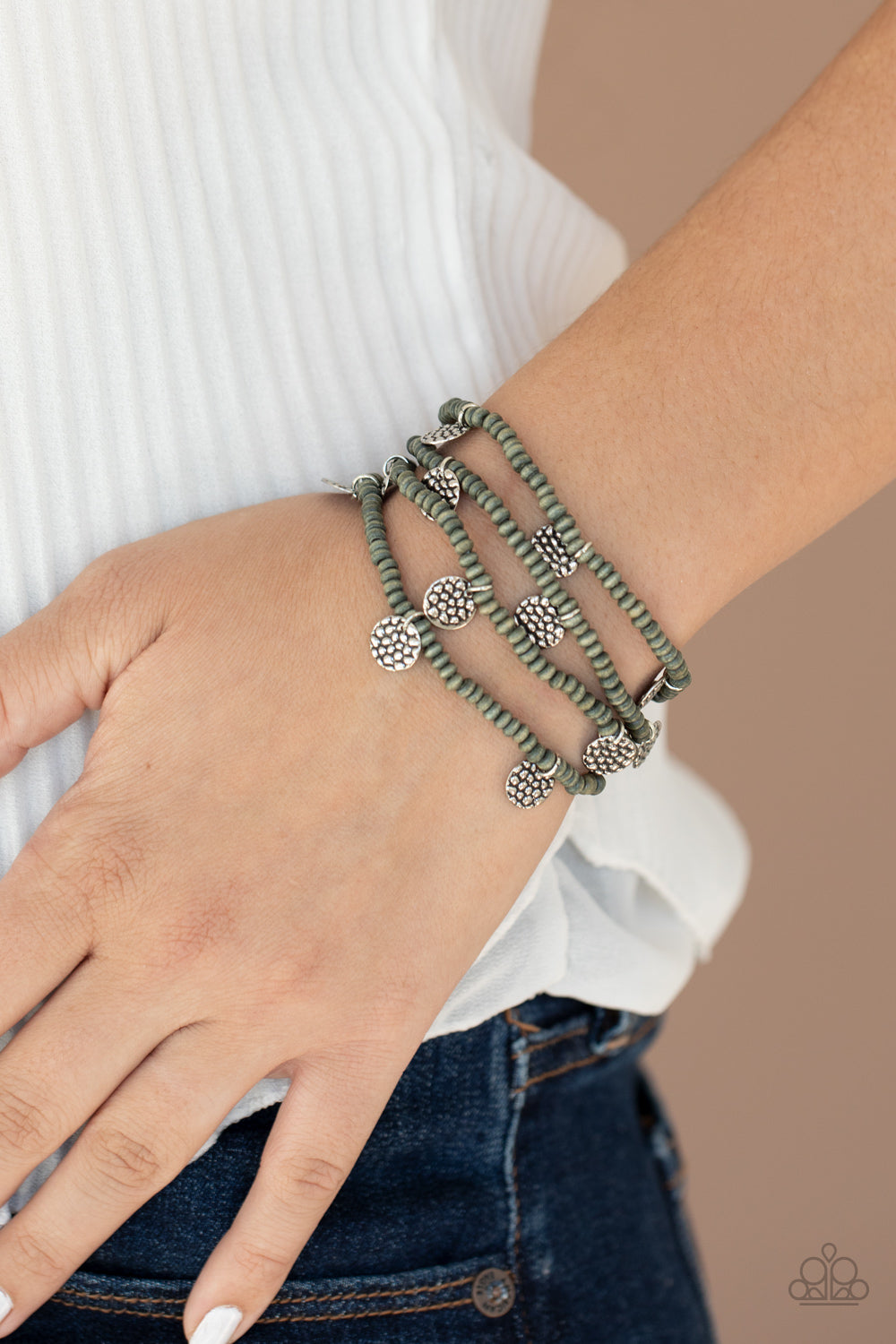 Paparazzi's Woodn't Count It - Silver bracelet