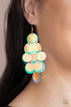 Load image into Gallery viewer, Paparazzi&#39;s Sequin Seeker - Gold earrings
