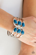 Load image into Gallery viewer, Paparazzi&#39;s Mystified - Blue bracelet
