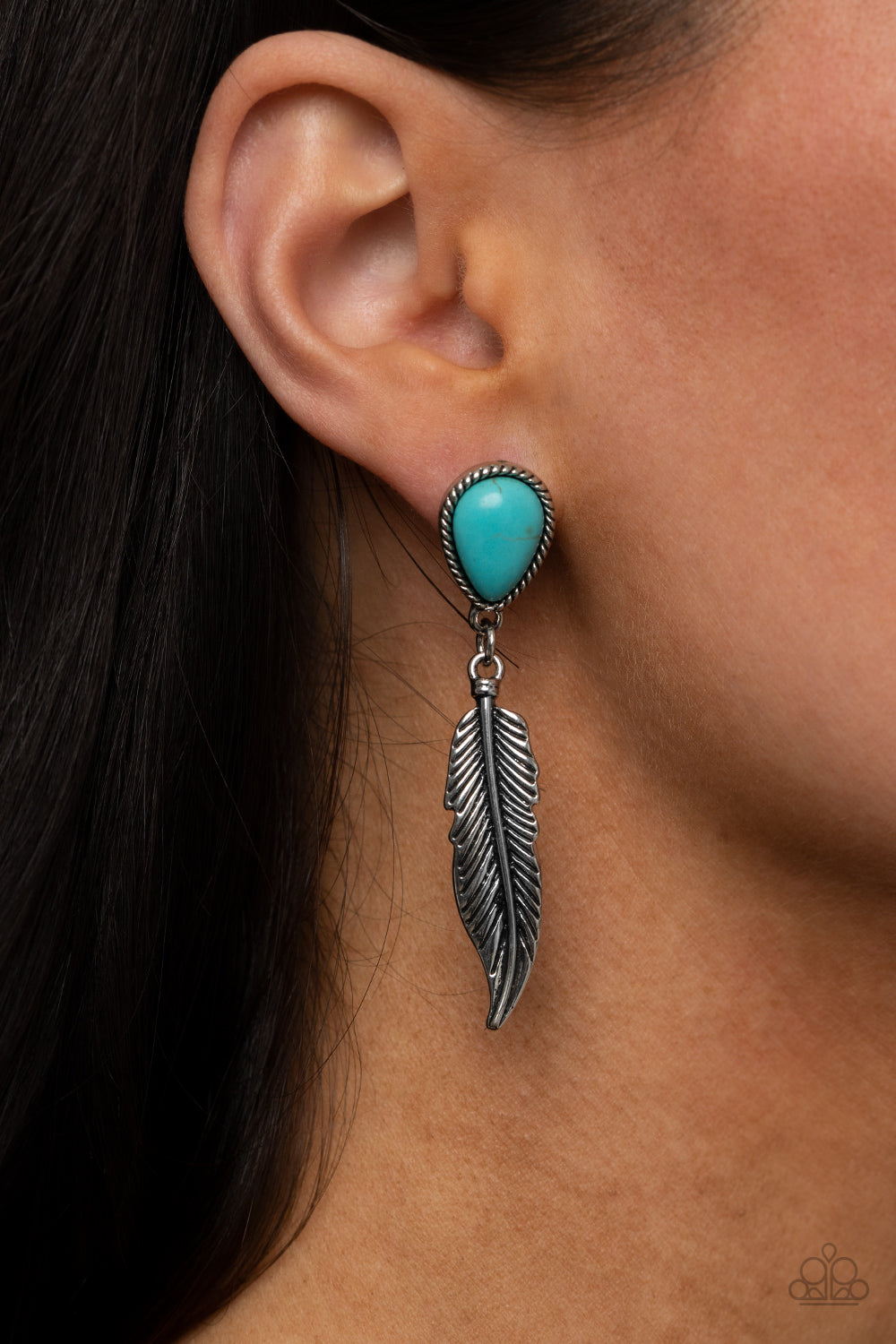 Paparazzi's Totally Tran-QUILL - Blue earrings