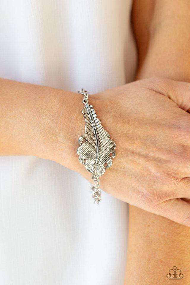 Paparazzi's Rustic Roost - Silver bracelet