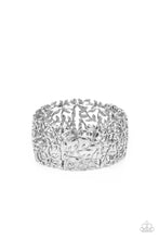 Load image into Gallery viewer, Paparazzi&#39;s Verdantly Vintage - Silver bracelet

